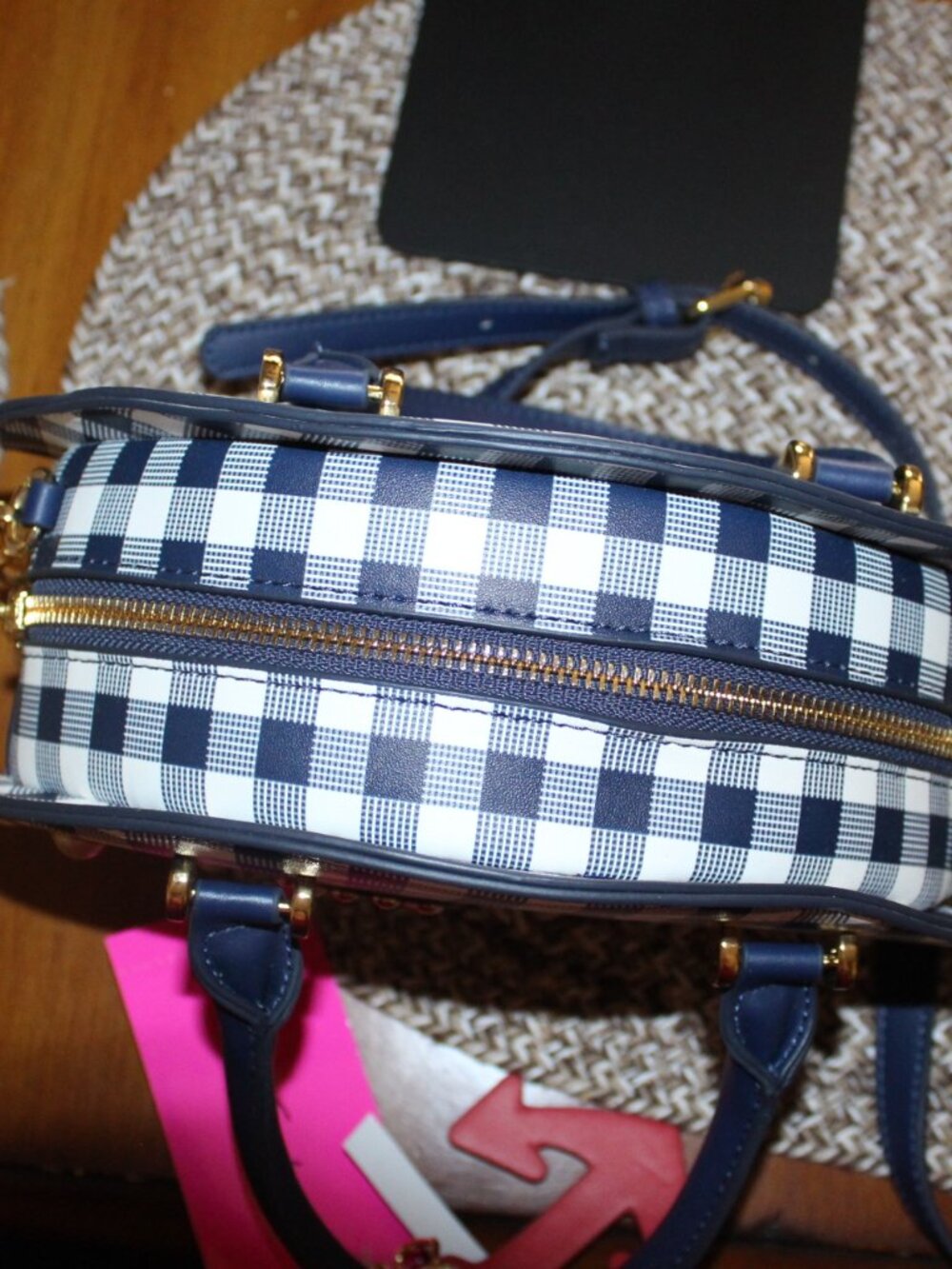 NWT Betsey Johnson XOSEA Fish Crossbody Purse SWEET and FUN! Make a statement! - Picture 11 of 16